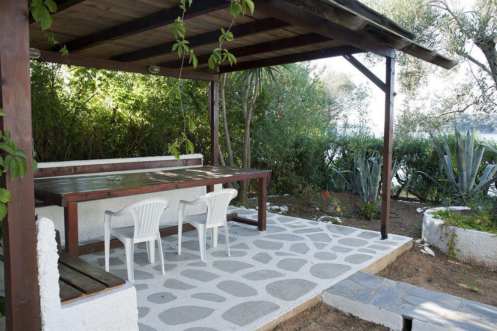 Trikeri Villas Exterior photo