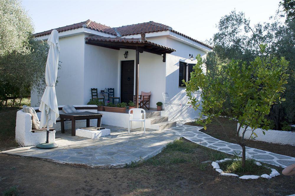 Trikeri Villas Exterior photo