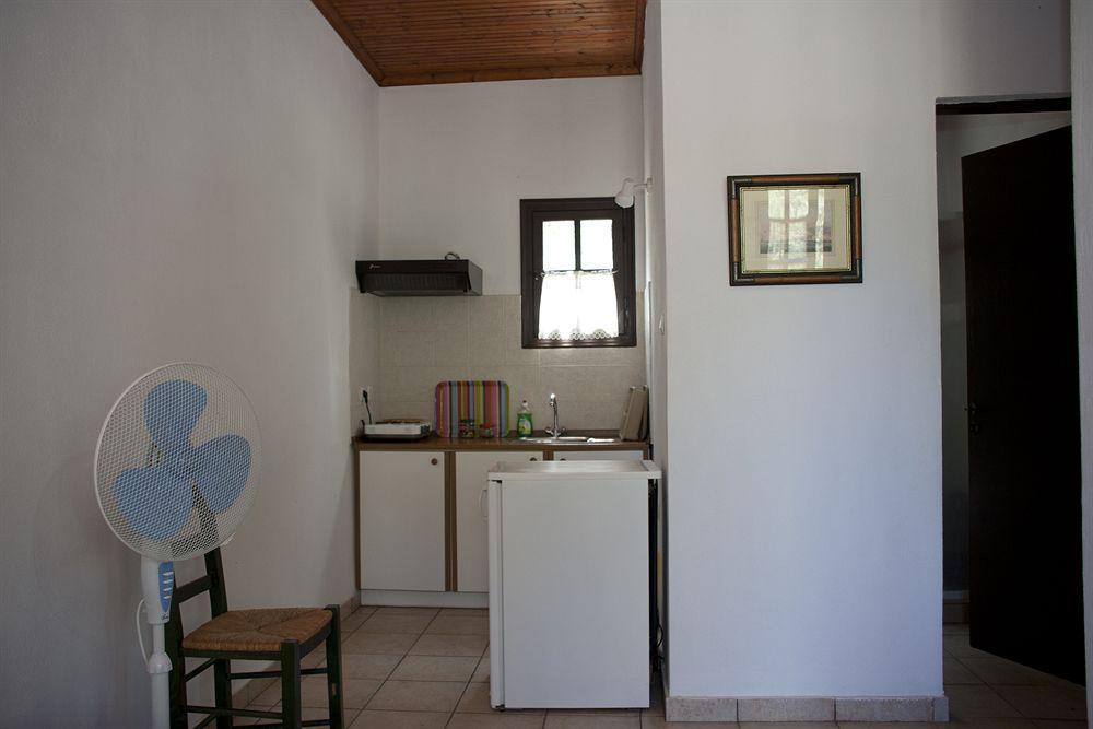Trikeri Villas Exterior photo
